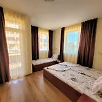 Iceberg Hotel Ravda