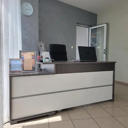 ホテル Iceberg ラヴダ