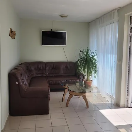 Iceberg 2* ラヴダ